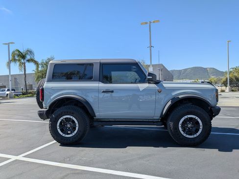 Used 2023 Ford Bronco Badlands w/ Sasquatch Package image 11