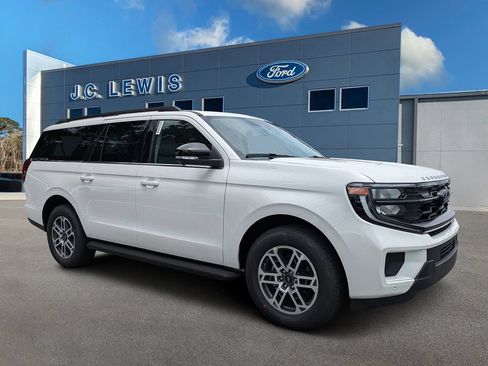 New 2026 Ford Expedition Max Active RWD image 1