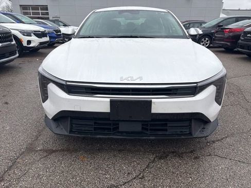 Certified 2025 Kia K4 LXS image 2