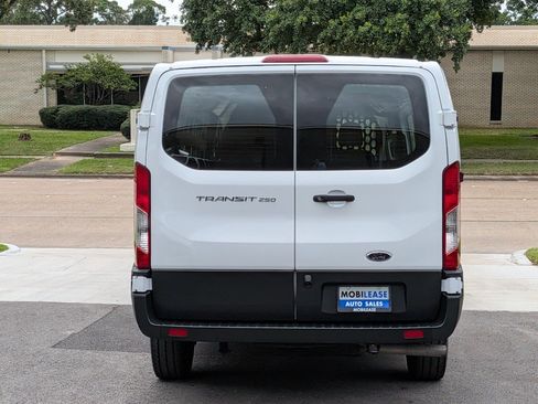 Used 2025 Ford Transit 250 Low Roof w/ Exterior Upgrade Package RWD image 7