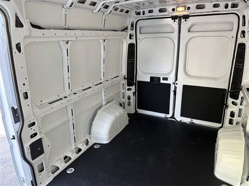 New 2026 RAM ProMaster 2500 image 14