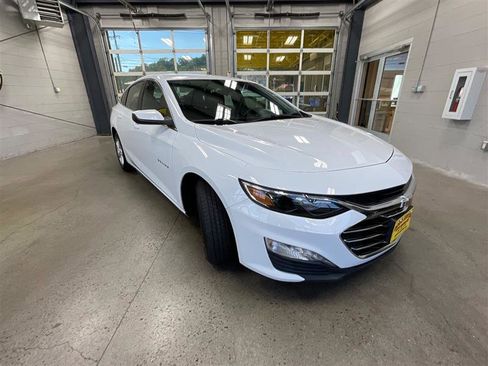Used 2023 Chevrolet Malibu LT FWD image 7