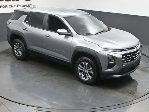 New 2026 Chevrolet Equinox LT w/ Safety and Technology Package FWD image 26