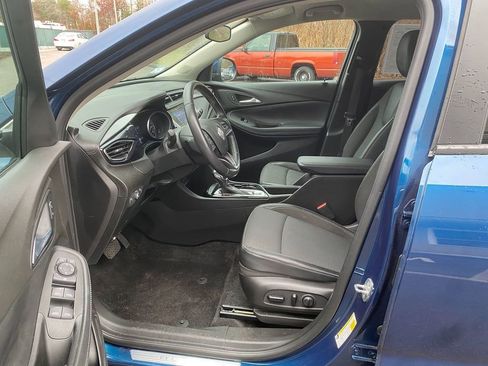 Used 2021 Buick Encore GX Preferred w/ Cold Weather Comfort Package image 12