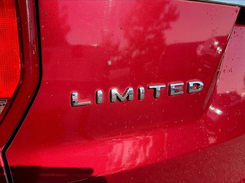 Used 2017 Ford Explorer Limited w/ Equipment Group 301A image 31