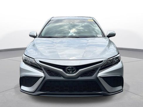 Certified 2023 Toyota Camry SE FWD image 3
