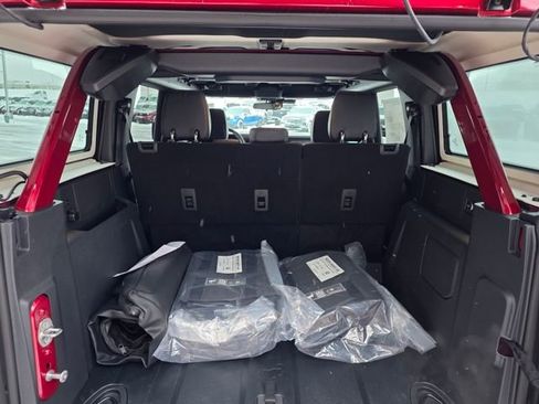 New 2025 Ford Bronco Badlands w/ Sasquatch Package AWD/4WD image 12