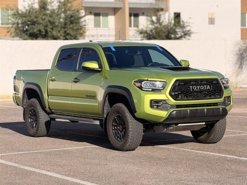 Used 2022 Toyota Tacoma TRD Pro AWD/4WD image 1