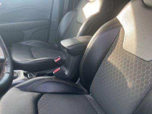 Used 2020 Jeep Compass Latitude w/ Popular Equipment Group image 8