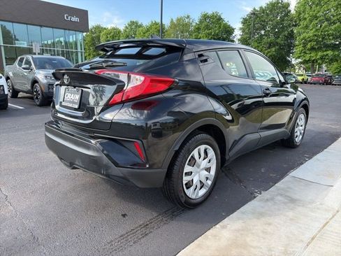 Used 2020 Toyota C-HR LE image 8