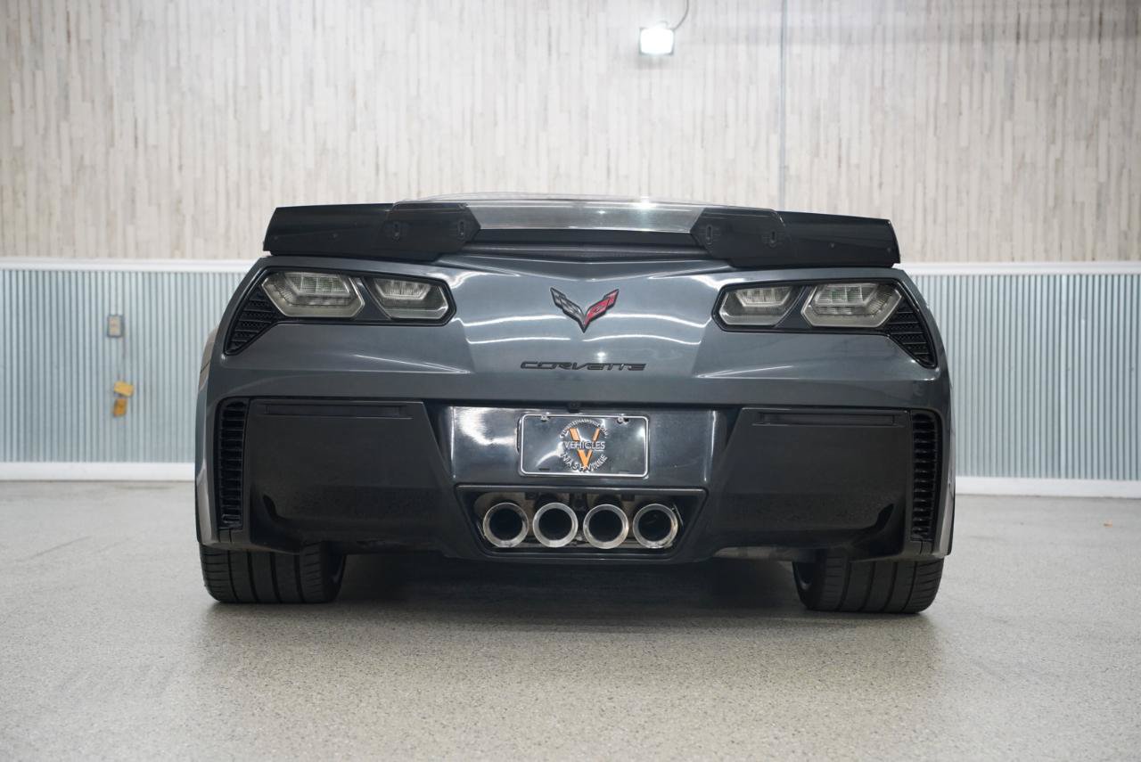 Used 2017 Chevrolet Corvette Z06 w/ Z07 Performance Package RWD image 8