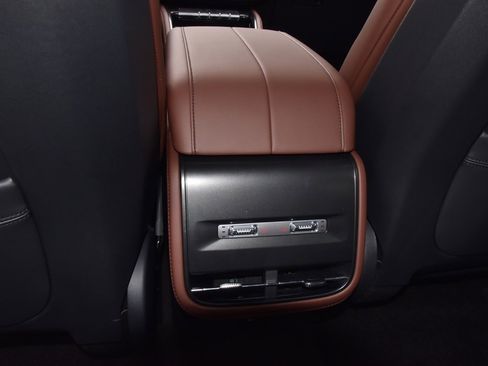 New 2026 Lincoln Nautilus Reserve w/ Jet Appearance Package image 18