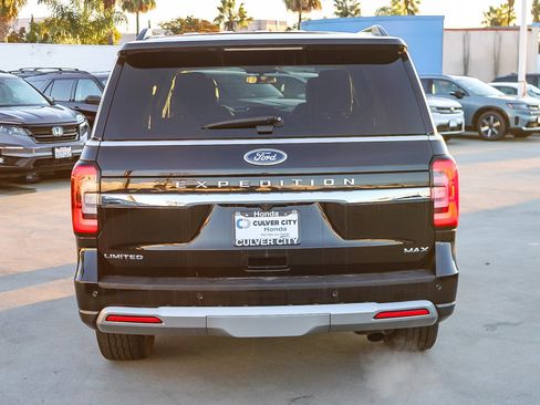Used 2024 Ford Expedition Max Limited image 8