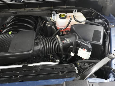Used 2024 Chevrolet Silverado 1500 RST AWD/4WD image 18