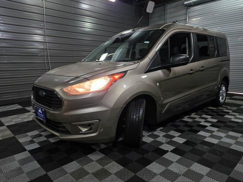 Used 2019 Ford Transit Connect XLT w/ Driver-Assist Package image 37