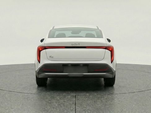 Used 2025 Kia K4 LXS FWD image 7