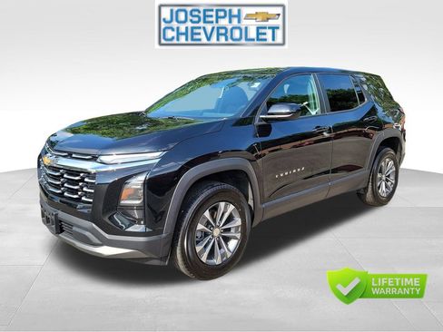 Certified 2025 Chevrolet Equinox LT FWD image 2