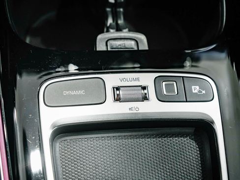 Used 2026 Mercedes-Benz GLB 250 image 23