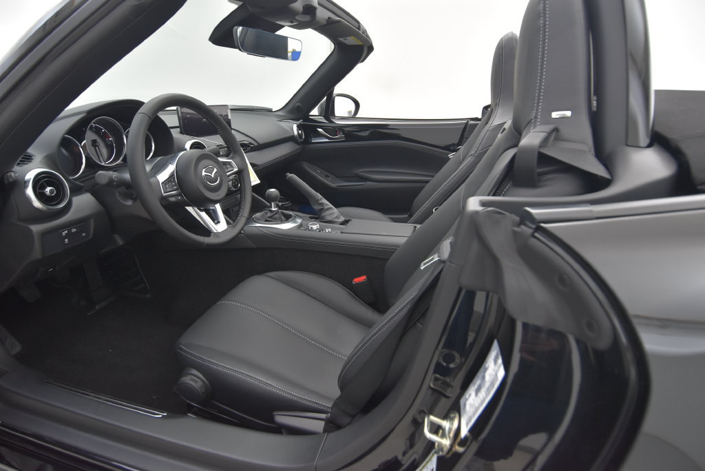New 2026 MAZDA MX-5 Miata Grand Touring w/ Weather Package RWD image 24