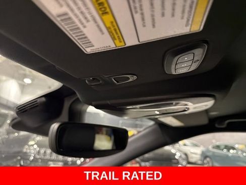 Used 2023 Jeep Compass Latitude w/ Convenience Group AWD/4WD image 36