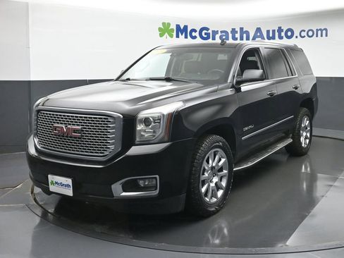 Used 2015 GMC Yukon Denali w/ Touring Package AWD/4WD image 19