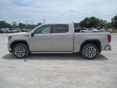 New 2026 GMC Sierra 1500 Denali AWD/4WD image 11