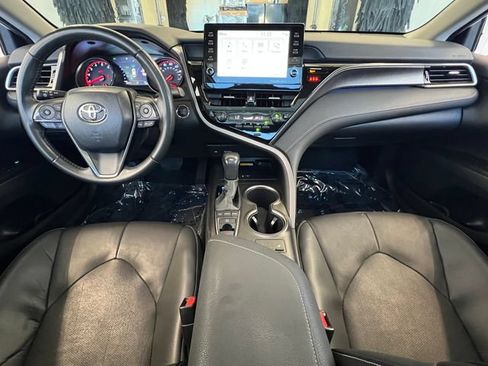 Used 2022 Toyota Camry XSE FWD image 43