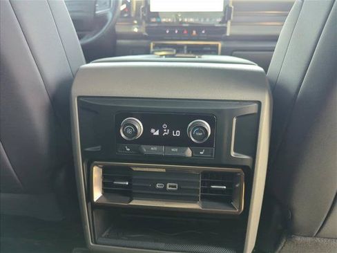Used 2025 GMC Hummer EV 2X w/ LPO, Illumination Package AWD/4WD image 19