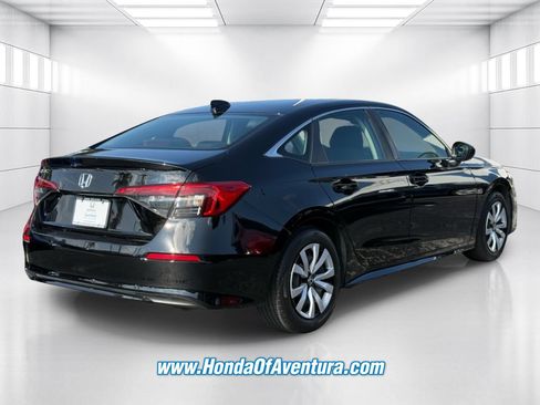 Used 2024 Honda Civic LX image 5