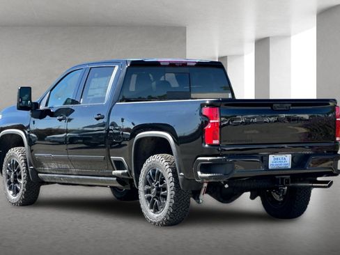 New 2026 Chevrolet Silverado 2500 High Country w/ Midnight Edition image 6