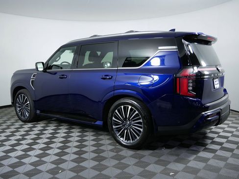 Used 2025 Nissan Armada Platinum Reserve image 5