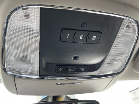 Used 2016 Dodge Durango Limited w/ Nav & Power Liftgate Group image 26