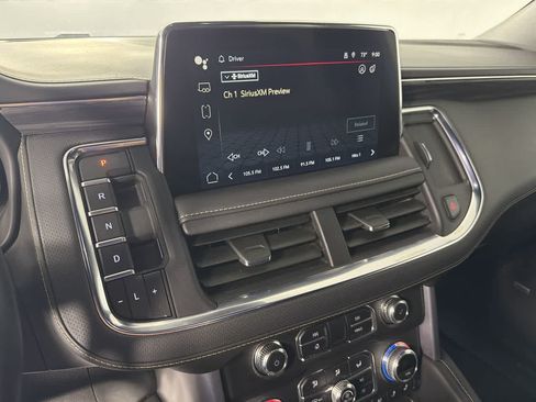 Used 2024 GMC Yukon SLT RWD image 16