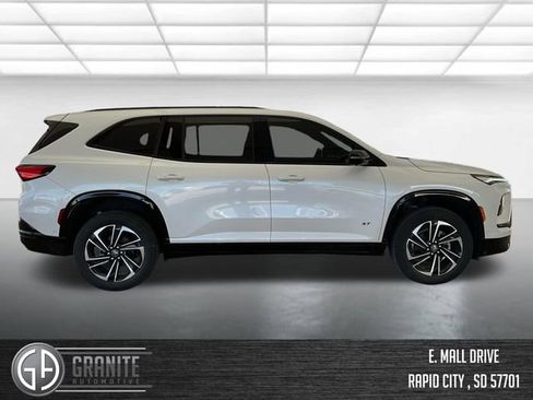 Used 2025 Buick Enclave Sport Touring w/ Super Cruise Package AWD/4WD image 4