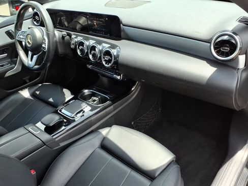 Used 2019 Mercedes-Benz A 220 image 11