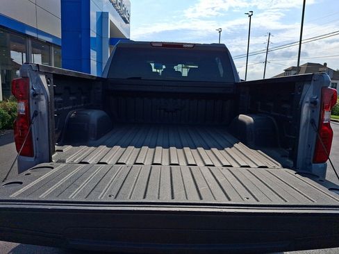 Used 2025 Chevrolet Silverado 1500 Custom Trail Boss AWD/4WD image 27