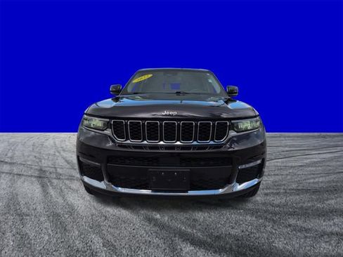 Used 2022 Jeep Grand Cherokee L Limited AWD/4WD image 9
