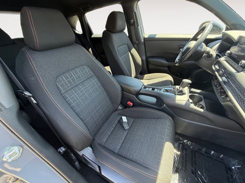 Used 2024 Honda HR-V Sport image 19