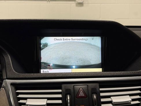 Used 2010 Mercedes-Benz E 350 4MATIC Sedan image 29