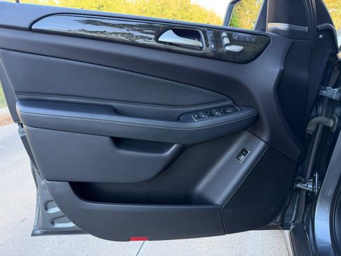 Used 2017 Mercedes-Benz GLE 350 image 20