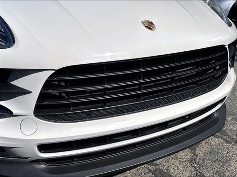 Used 2020 Porsche Macan AWD/4WD image 33