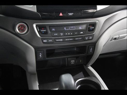 Used 2017 Honda Pilot EX-L image 13