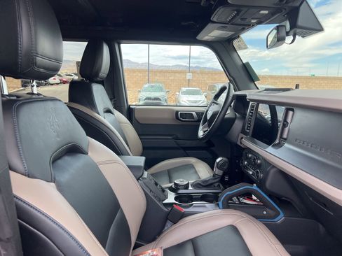 Used 2024 Ford Bronco Wildtrak AWD/4WD image 22