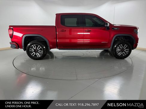 Used 2023 GMC Sierra 1500 AT4 w/ AT4 Preferred Package AWD/4WD image 5