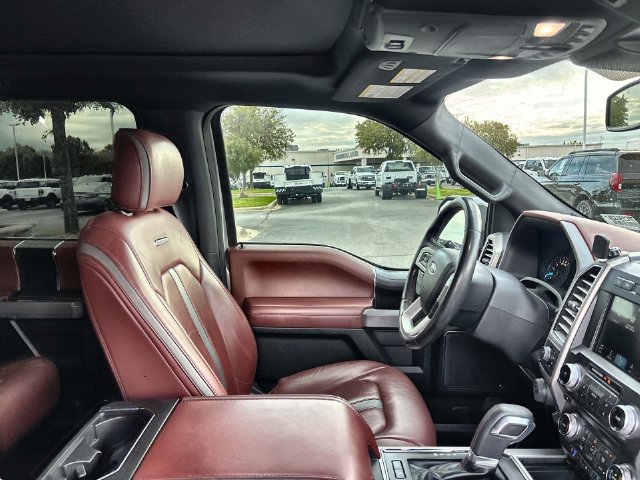Used 2018 Ford F150 Platinum w/ Equipment Group 701A Luxury AWD/4WD image 17