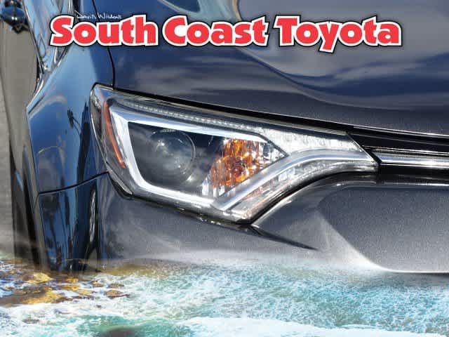 Used 2016 Toyota RAV4 XLE w/ Preferred Accessory Package FWD image 5