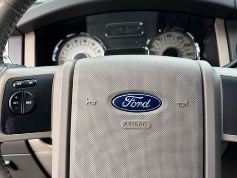 Used 2008 Ford Expedition XLT image 44