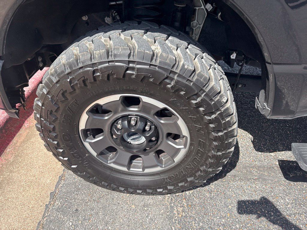 Used 2024 Ford F250 Platinum w/ Tremor Off-Road Package AWD/4WD image 9