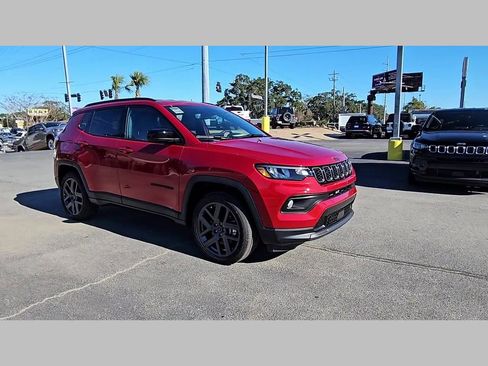 New 2026 Jeep Compass Latitude AWD/4WD image 35