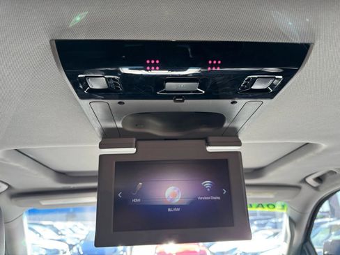 Used 2019 Cadillac Escalade Luxury image 21